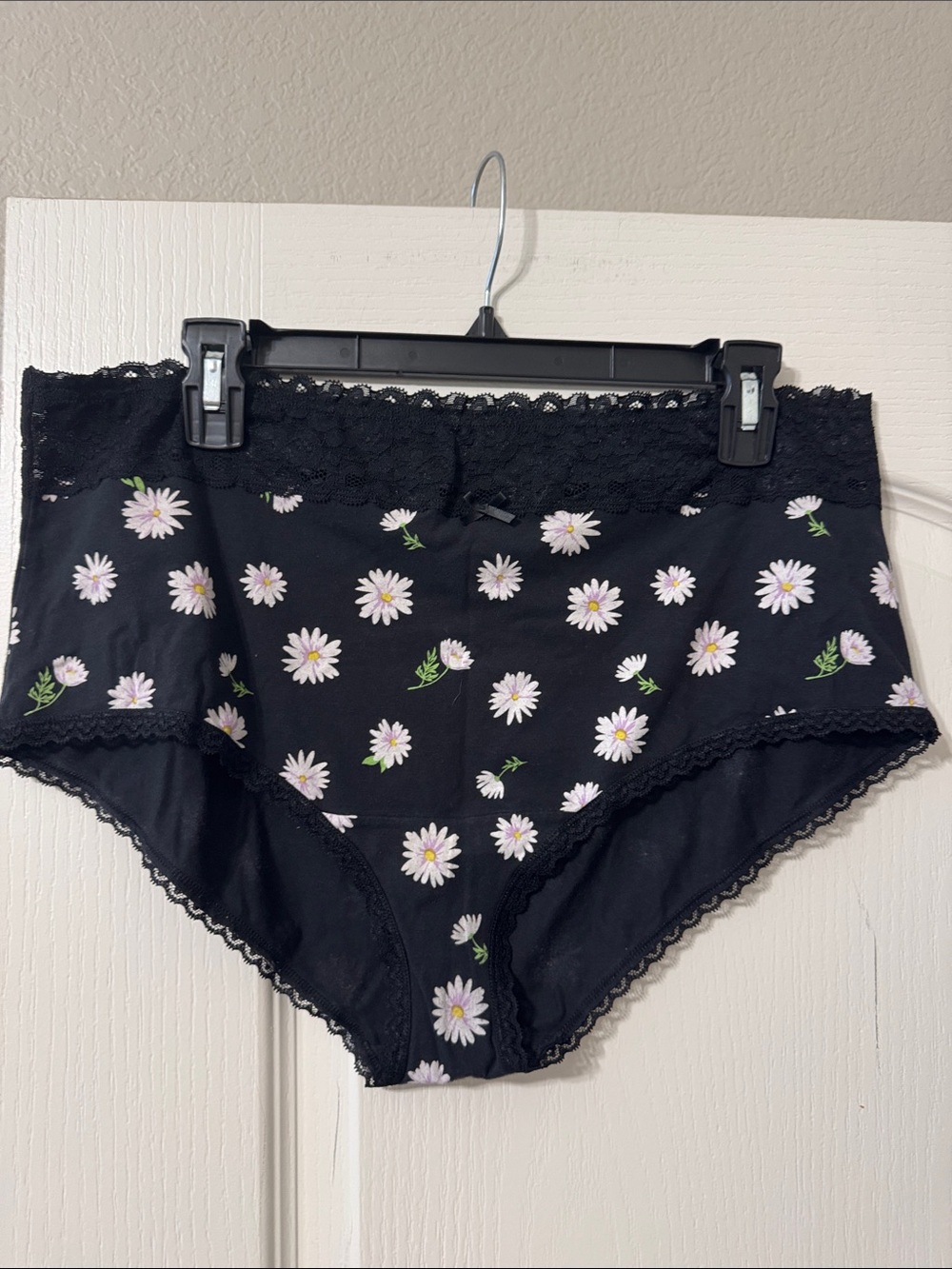 Torrid Black Daisy Print Lace Trim High-Waist Briefs 3X